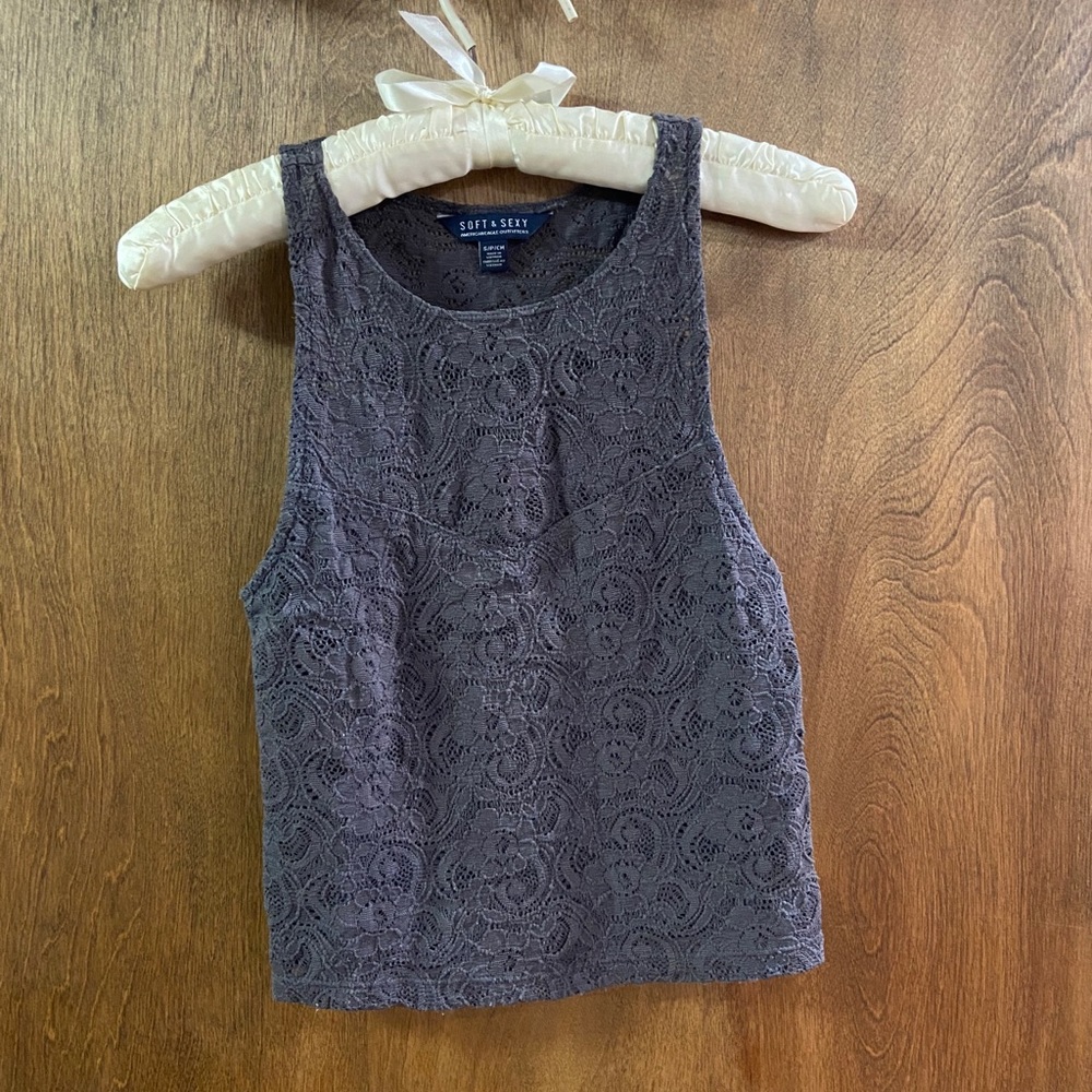 cropped tank top